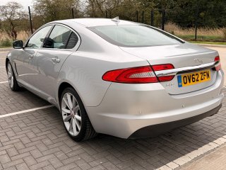 /photos/11109/221e1e74-eb71-499c-82e1-3b8857452b36_i320x240.jpg