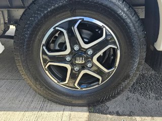 /photos/11109/67477120-db2e-0555-ab8b-b573c6a76a92_i320x240.jpg