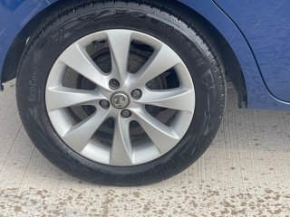 /photos/11109/a1e26883-47e6-acbb-080d-b9b8e4347bee_i320x240.jpg