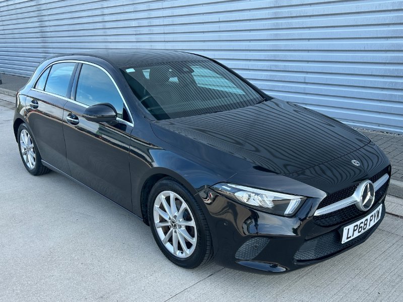 Black Mercedes-Benz A Class 1.3 A180 Sport Executive Hatchback 5dr Petrol 7G-DCT Euro 6 s/s 136 ps